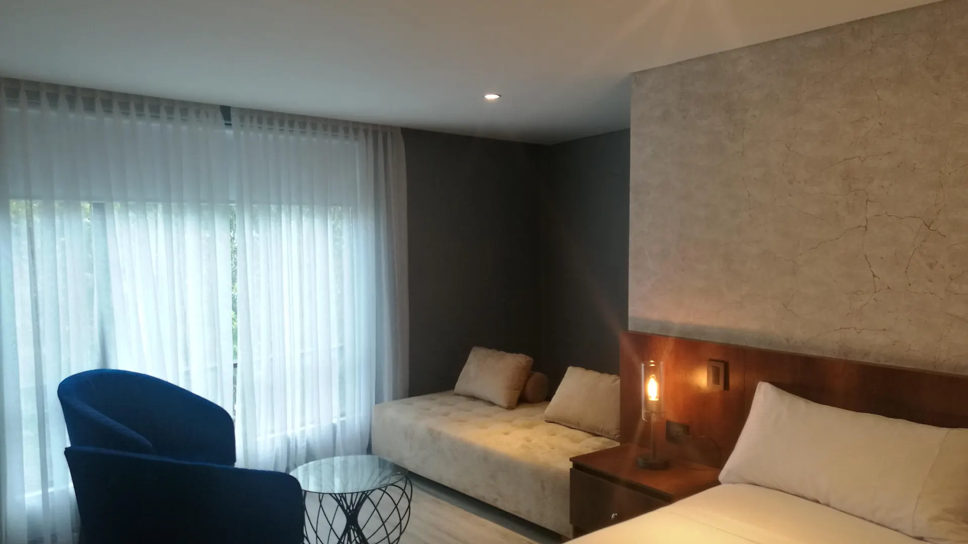 **  Cafe Hotel By Lars Medellín Colombia