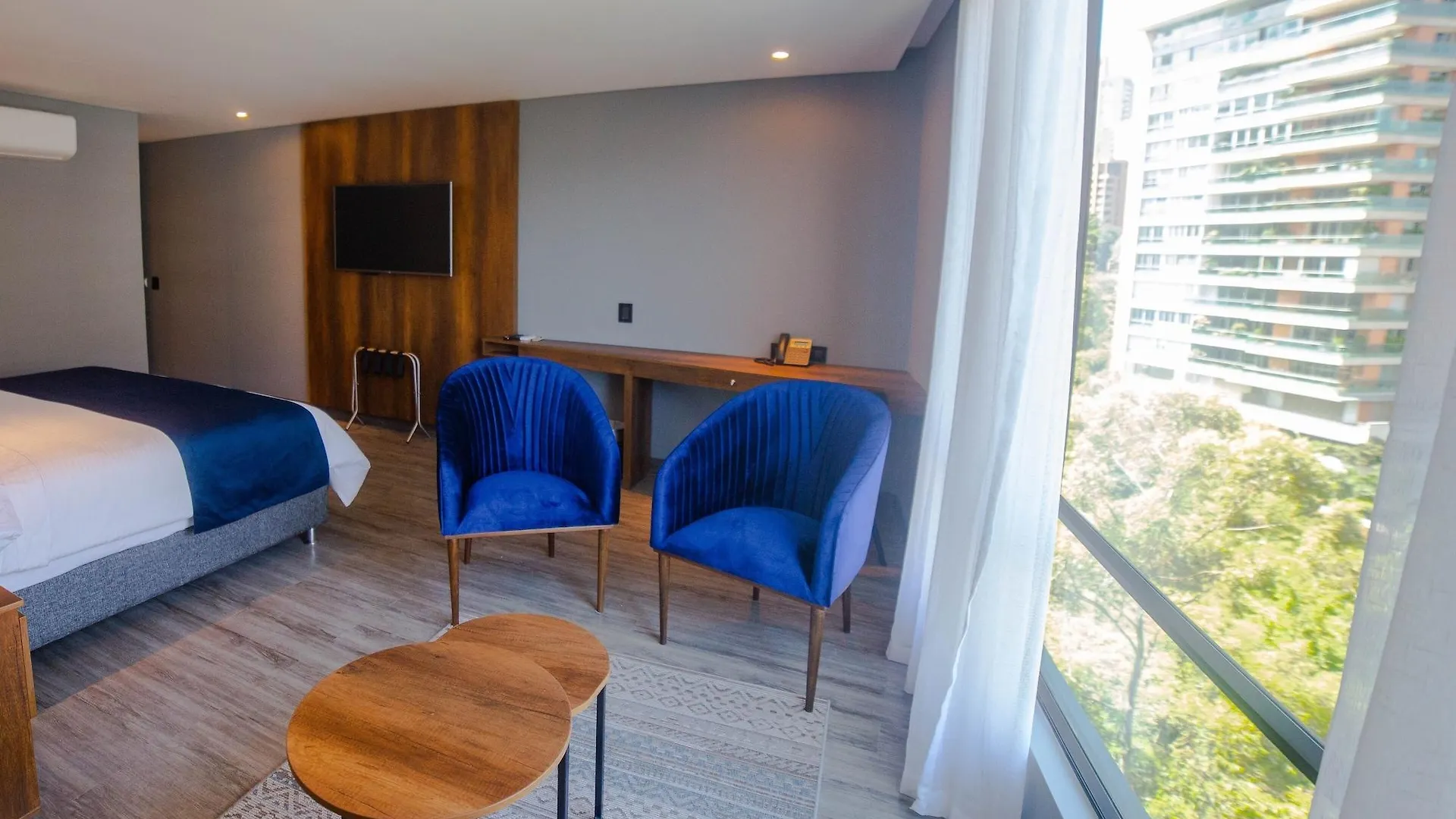 **  Cafe Hotel By Lars Medellín Colombia
