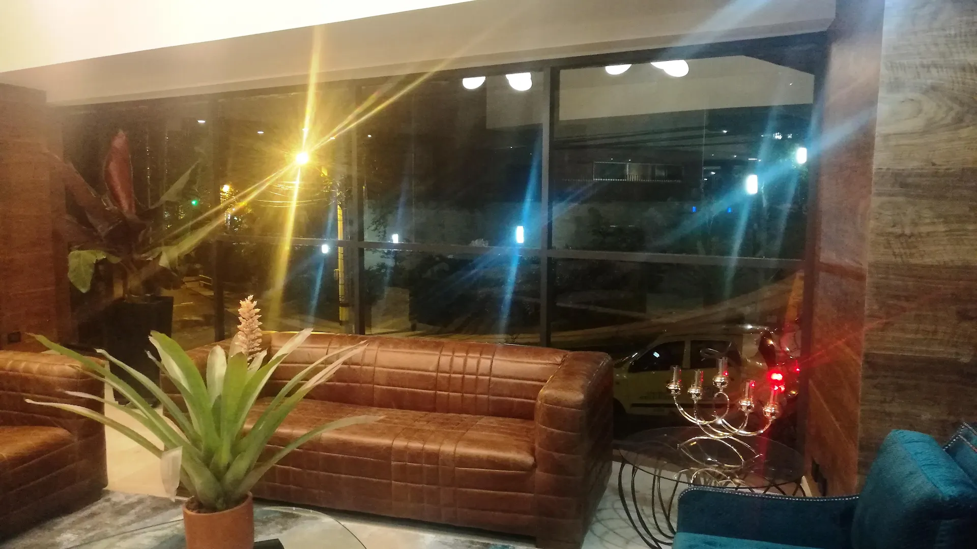 **  Cafe Hotel By Lars Medellín Colombia